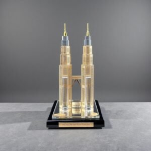 Petronas Twin Towers Model – Collectible Tourist Souvenirs - Premium Business Gifts