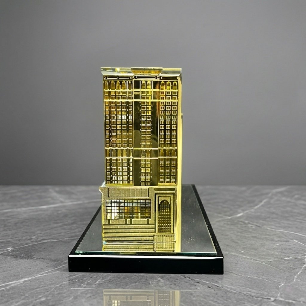 Premium corporate gifts | OEM Crystal Gifts Manufacturer | Al Safwah Hotel Towers Model - Image 6