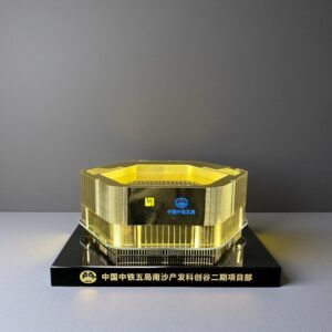 Custom Gold-Plated Crystal Architectural Model | Executive Project Completion Gift | Corporate Commemorative Souvenir Manufacturer